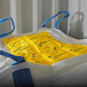 Anwendungsbild ThoMar SeaDry Container Trockenmitteldecke liegt auf BigBag