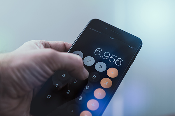 Funkcja kalkulatora na smartfonie
