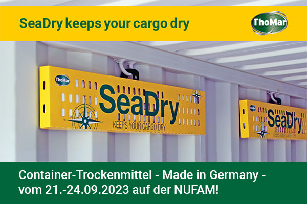 Abbildung von SeaDry Container-Trockenmittel in der Version Pole H, die in die Laschösen im Container gehängt wird